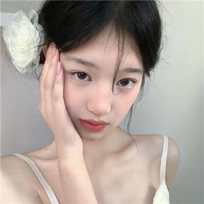 六月灯三姊妹